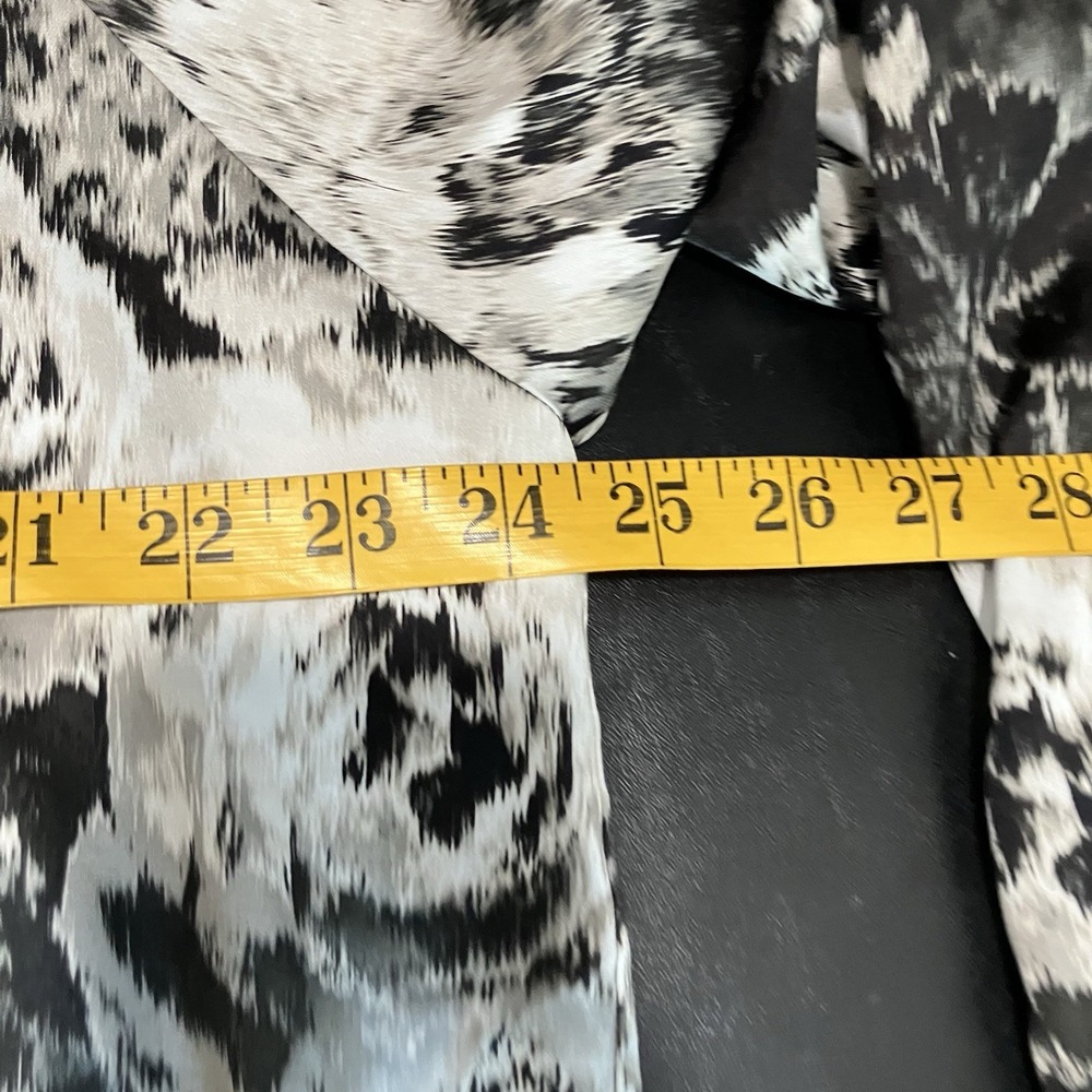 Lola & Sophie Blouse XL Black Ivory Floral Print Tie Neck Ruffle Sleeve Top - Picture 4 of 10